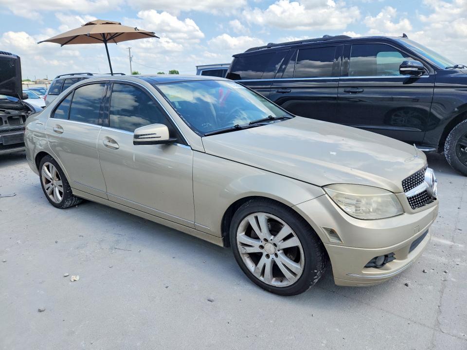 2011 Mercedes-benz C მანქანა იყიდება აუქციონზე, vin: WDDGF8BB3BR138730, აუქციონის ნომერი: 57749436