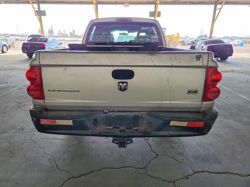 58751326 :رقم المزاد ، 1D7HE28N56S643673 vin ، 2006 Dodge Dakota مزاد بيع
