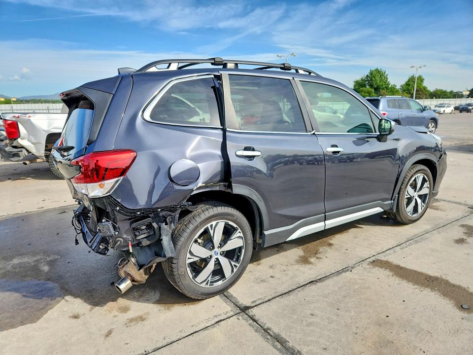 55651296 :رقم المزاد ، JF2SKAWC5KH571743 vin ، 2019 Subaru Forester مزاد بيع