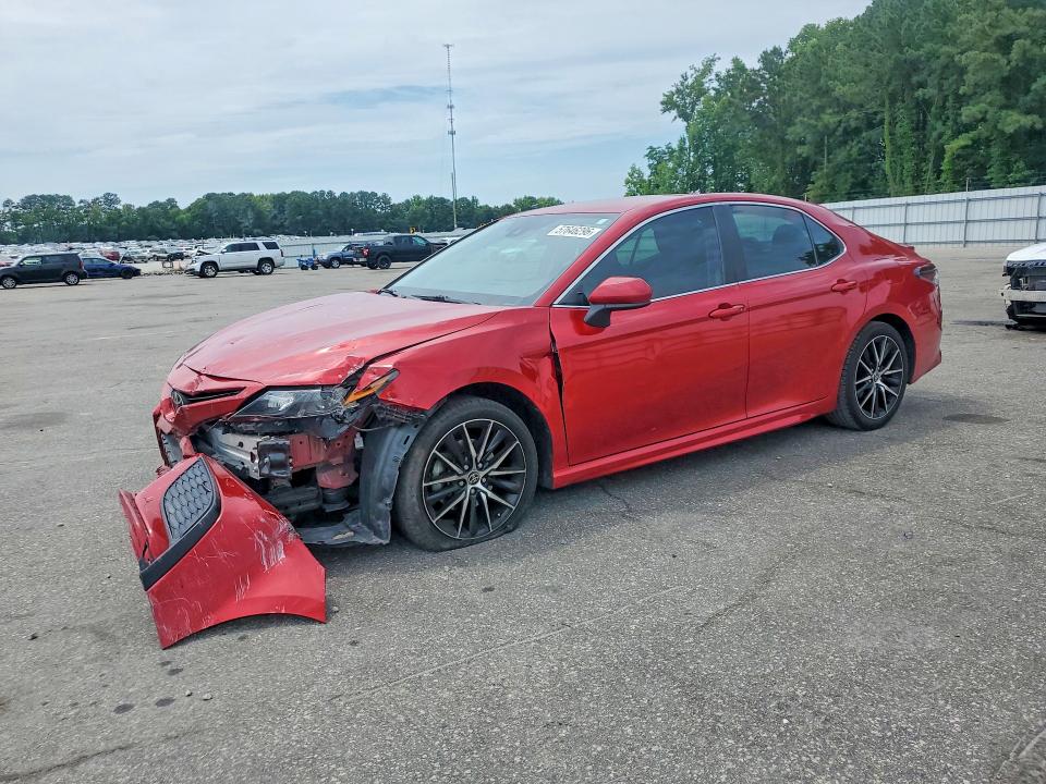 2021 Toyota Camry მანქანა იყიდება აუქციონზე, vin: 4T1G11AK4MU451797, აუქციონის ნომერი: 57646296