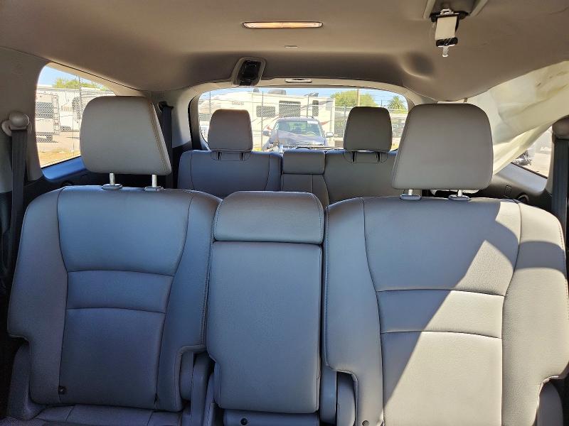 Продаж на аукціоні авто 2017 Honda Pilot, vin: 5FNYF5H59HB000994, номер лоту: 58709816