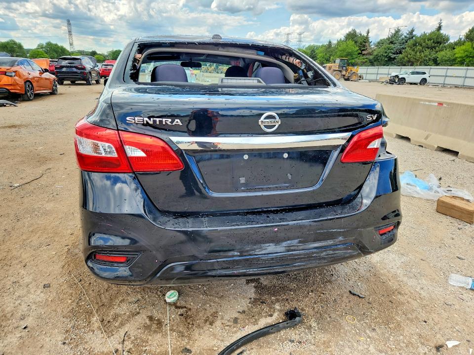 57905916 :رقم المزاد ، 3N1AB7AP1JL635450 vin ، 2018 Nissan Sentra مزاد بيع