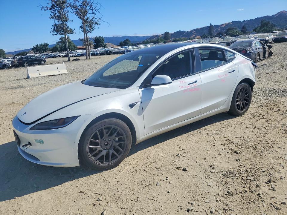 2025 Tesla Model 3 მანქანა იყიდება აუქციონზე, vin: 5YJ3E1EB1SF960608, აუქციონის ნომერი: 59144536