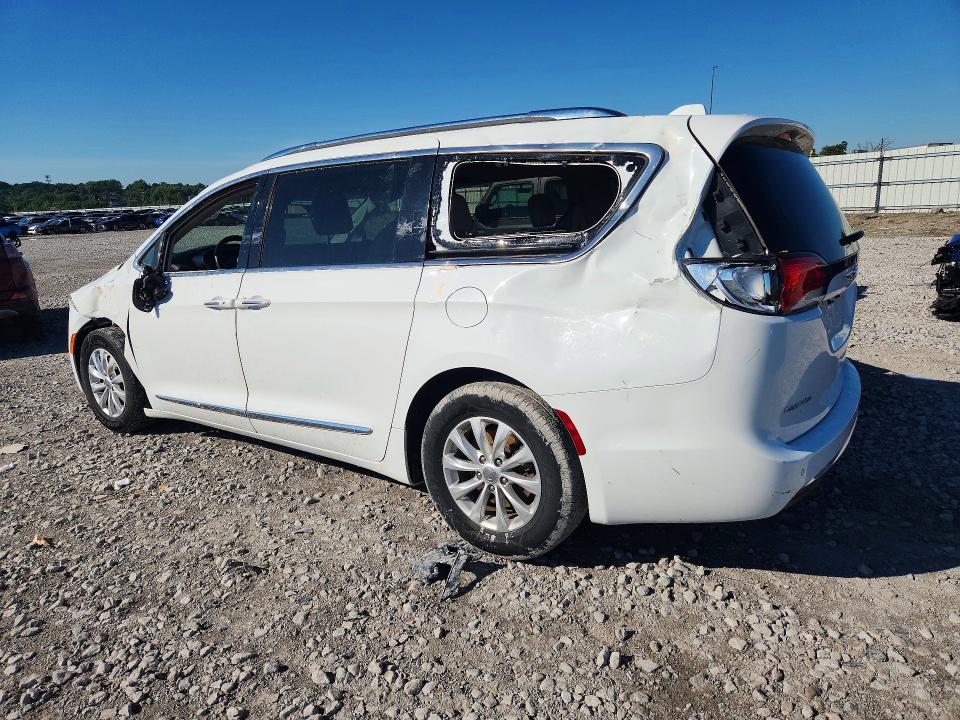 2018 Chrysler Pacifica მანქანა იყიდება აუქციონზე, vin: 2C4RC1BG7JR141895, აუქციონის ნომერი: 58514786