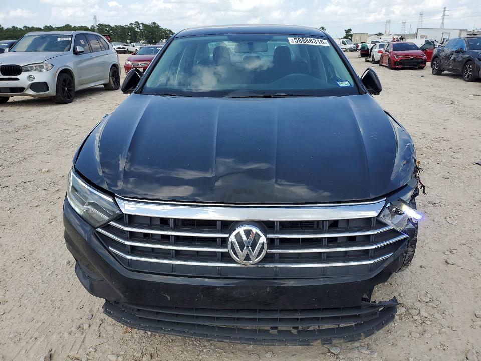 Продажа на аукционе авто 2019 Volkswagen Jetta, vin: 3VWC57BU3KM117978, номер лота: 58886316
