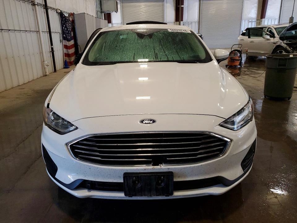 56929246 :رقم المزاد ، 3FA6P0HD0KR251557 vin ، 2019 Ford Fusion مزاد بيع