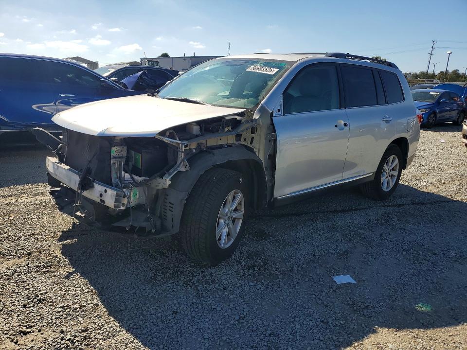 Продажа на аукционе авто 2011 Toyota Highlander, vin: 5TDZK3EH2BS038685, номер лота: 58603526