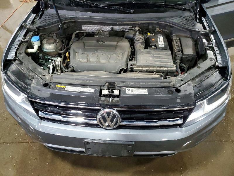 Продаж на аукціоні авто 2018 Volkswagen Tiguan, vin: 3VV2B7AX0JM220939, номер лоту: 56042896