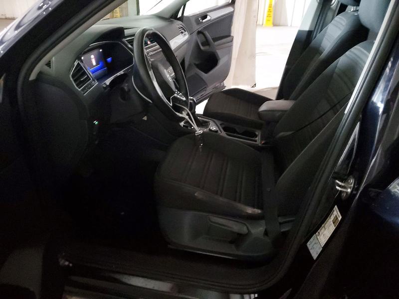 58027356 :رقم المزاد ، 3VV0B7AX6NM046095 vin ، 2022 Volkswagen Tiguan مزاد بيع