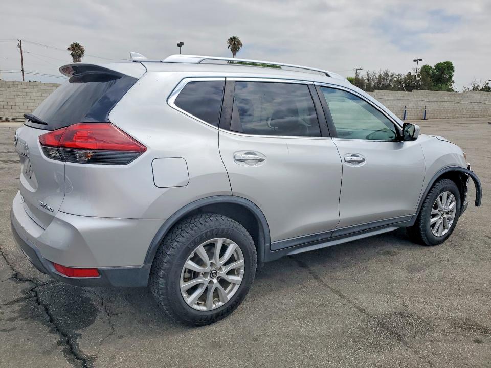 Aukcja sprzedaży 2018 Nissan Rogue, vin: KNMAT2MV8JP567594, numer aukcji: 58844406