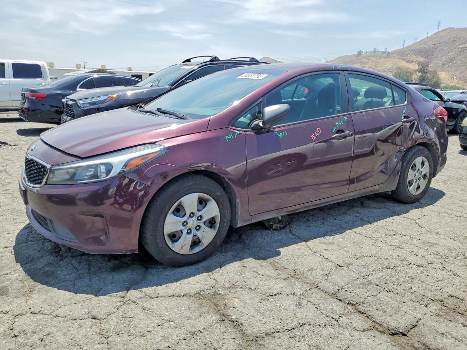 54833296 :رقم المزاد ، 3KPFK4A76HE097196 vin ، 2017 Kia Forte مزاد بيع