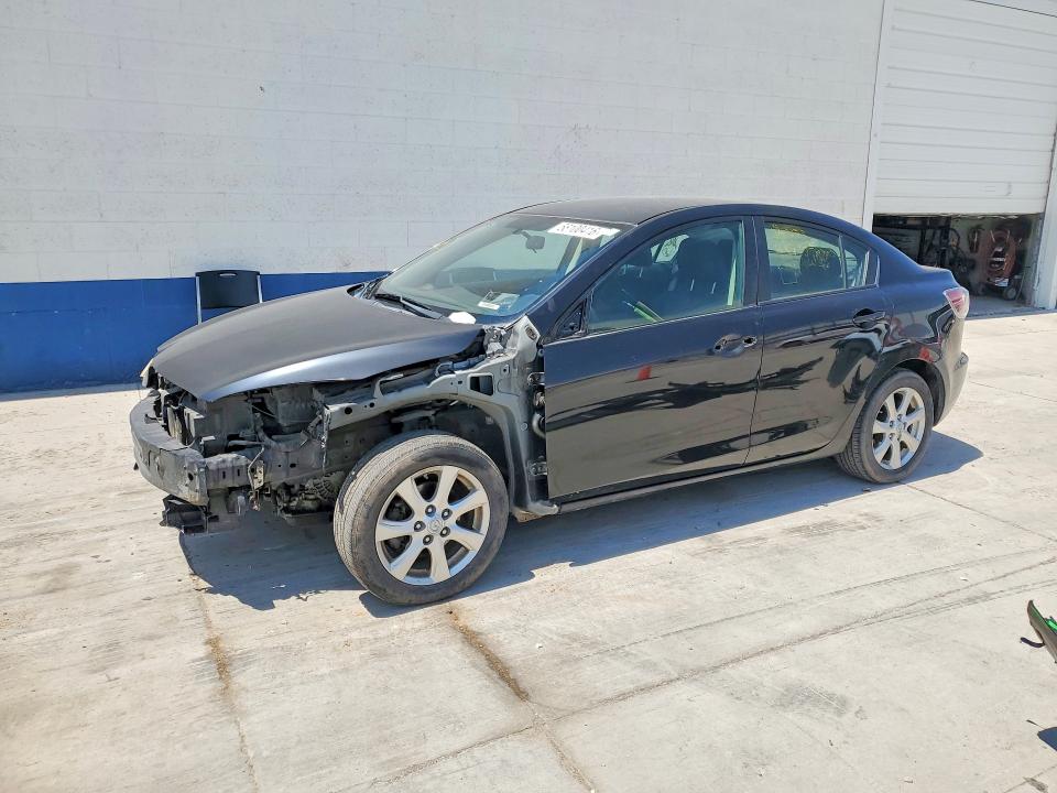 58100416 :رقم المزاد ، JM1BL1VF2B1367305 vin ، 2011 Mazda 3 مزاد بيع