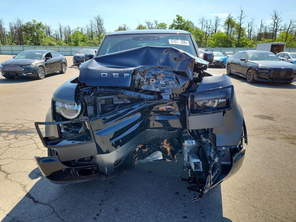 2026 Land Rover Defender მანქანა იყიდება აუქციონზე, vin: SALEWFFE3T2484550, აუქციონის ნომერი: 57075356
