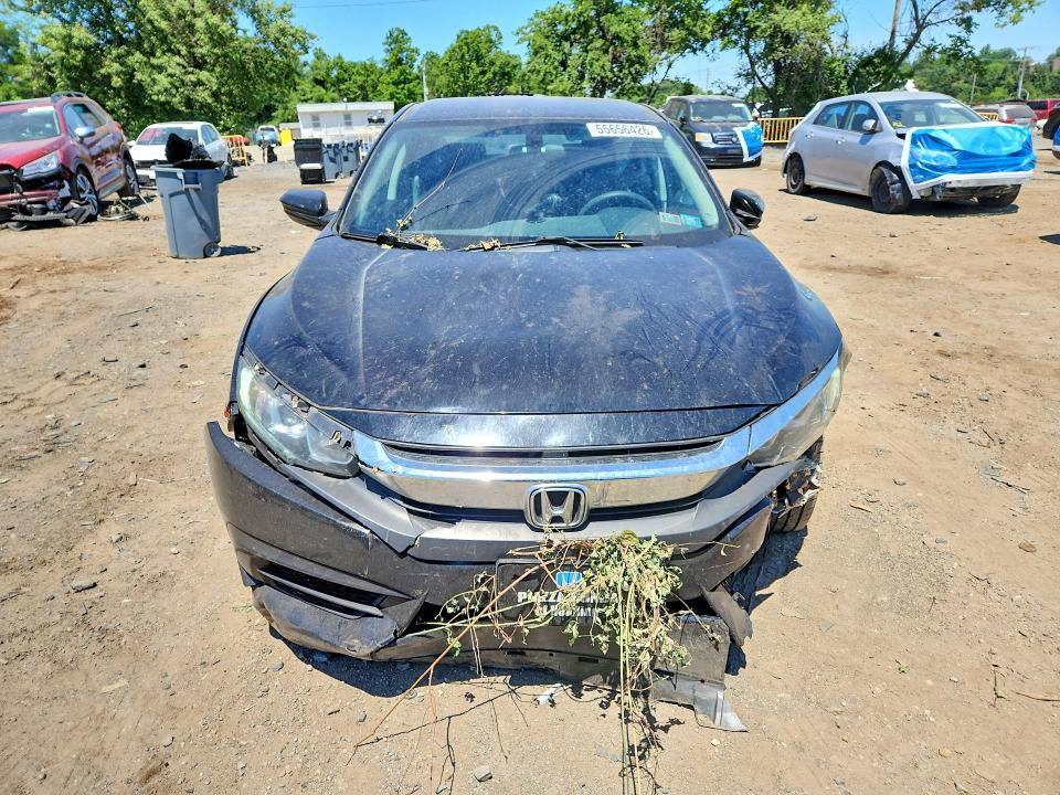 55656426 :رقم المزاد ، 2HGFC2F56JH521366 vin ، 2018 Honda Civic مزاد بيع
