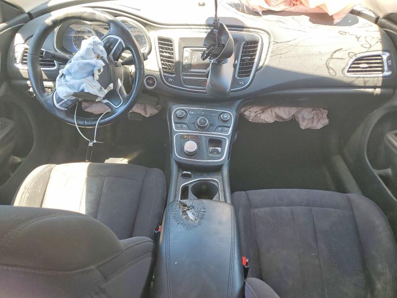 58654186 :رقم المزاد ، 1C3CCCAB8FN666402 vin ، 2015 Chrysler 200 مزاد بيع