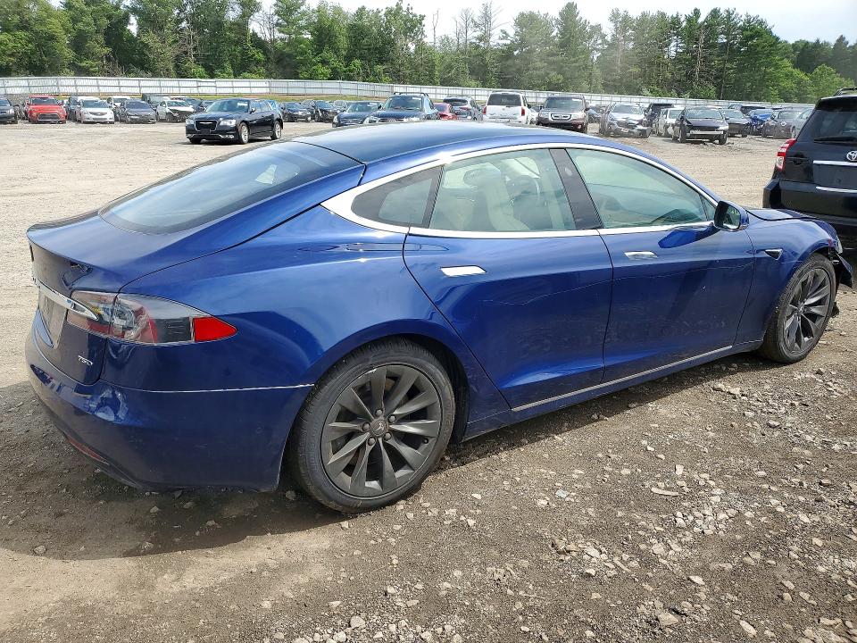 Продажа на аукционе авто 2018 Tesla Model S, vin: 5YJSA1E2XJF297822, номер лота: 57339586