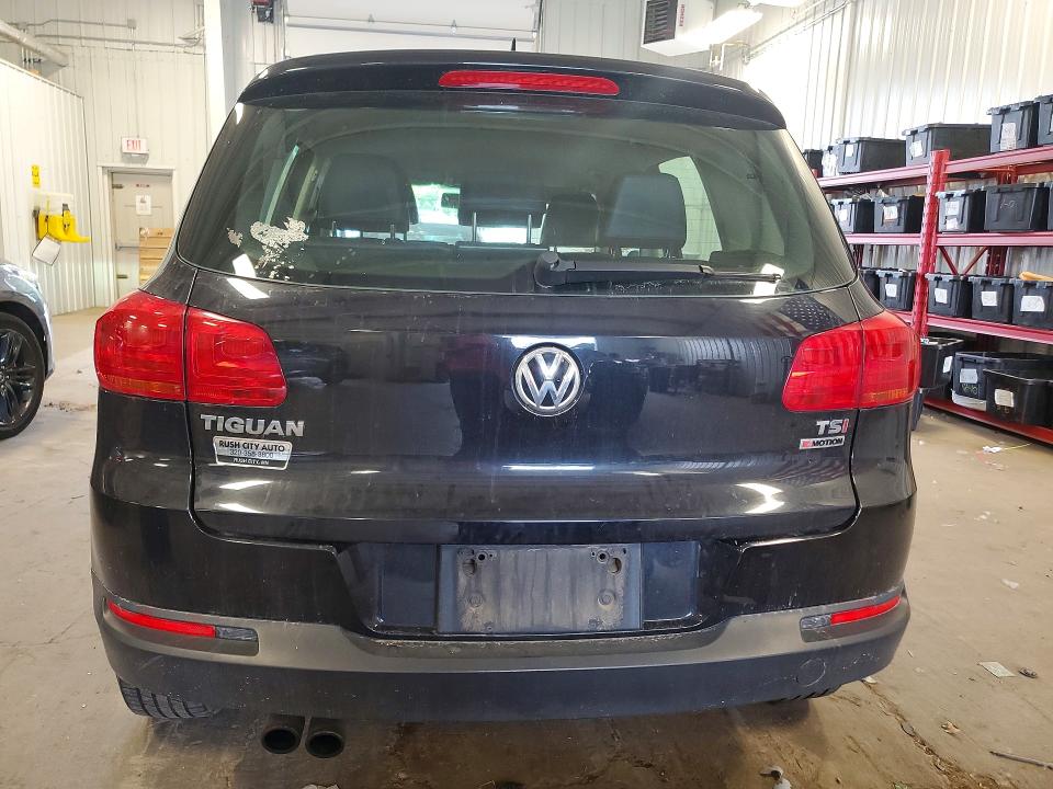 58917686 :رقم المزاد ، WVGBV7AXXGW589477 vin ، 2016 Volkswagen Tiguan مزاد بيع