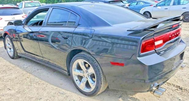 58691636 :رقم المزاد ، 2C3CDXCT2DH675502 vin ، 2013 Dodge Charger مزاد بيع