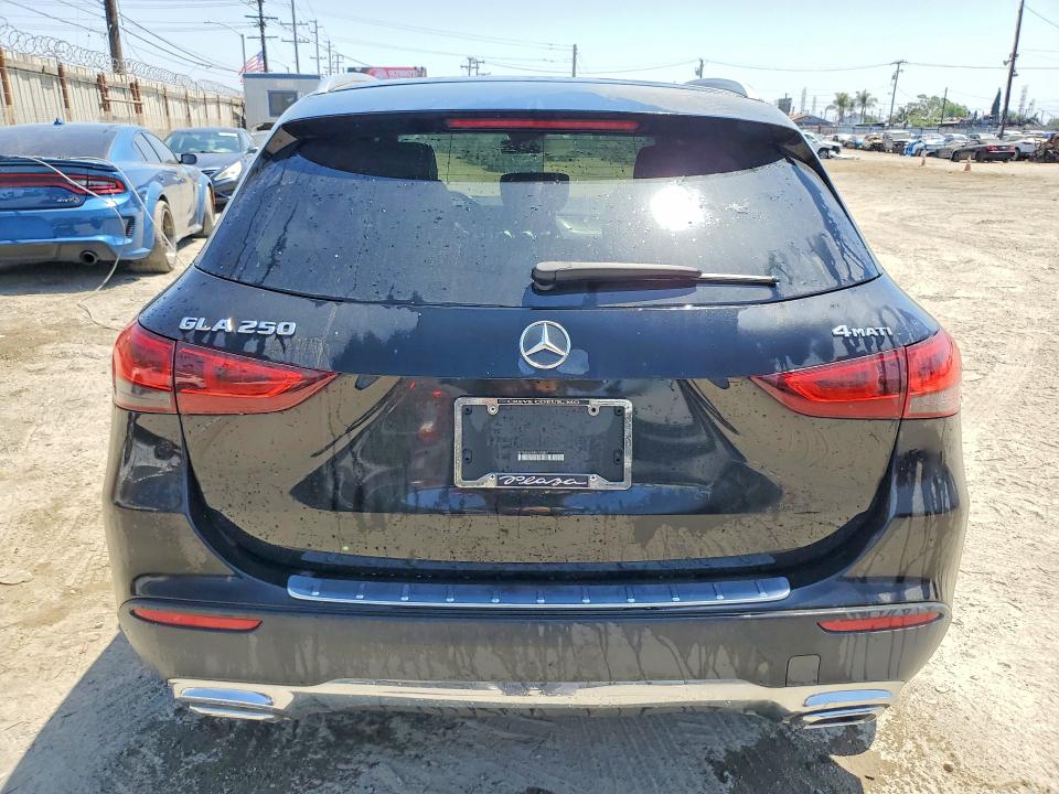 56123216 :رقم المزاد ، W1N4N4HB8NJ343861 vin ، 2022 Mercedes-benz Gla مزاد بيع
