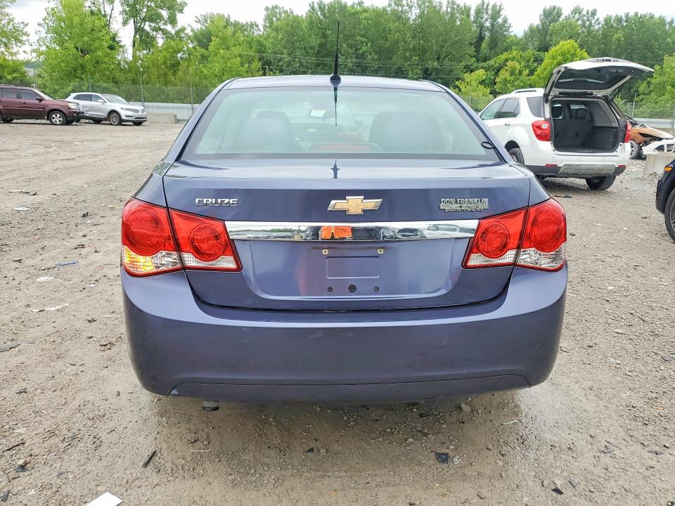 2013 Chevrolet Cruze მანქანა იყიდება აუქციონზე, vin: 1G1PA5SH5D7175684, აუქციონის ნომერი: 58814906