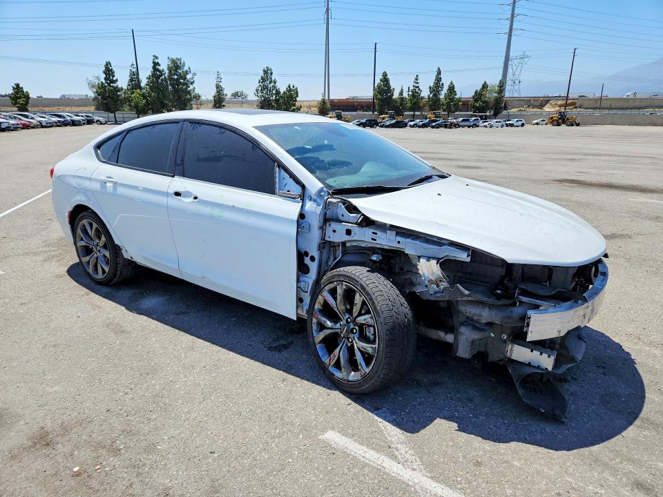 85980895 :رقم المزاد ، 1C3CCCBG4FN511629 vin ، 2015 Chrysler 200 مزاد بيع