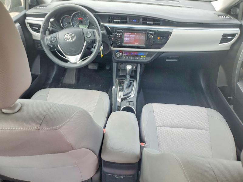 56614526 :رقم المزاد ، 2T1BURHE3FC368883 vin ، 2015 Toyota Corolla مزاد بيع