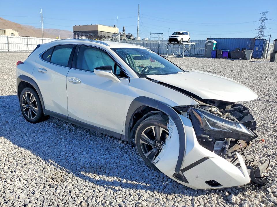 56313656 :رقم المزاد ، JTHX3JBH0N2052690 vin ، 2022 Lexus Ux 200 مزاد بيع