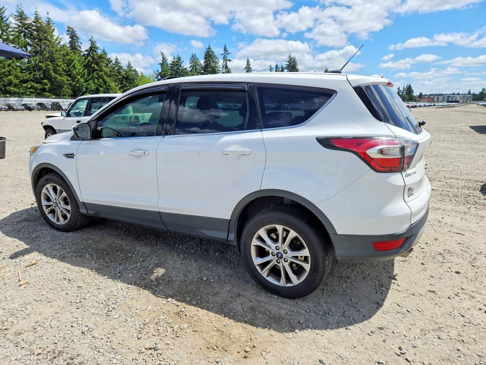 Продажа на аукционе авто 2017 Ford Escape, vin: 1FMCU0G99HUB04735, номер лота: 55803296