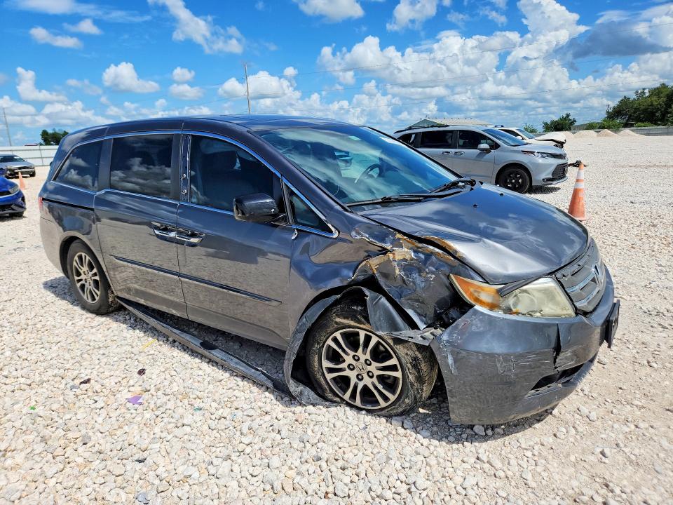 57386396 :رقم المزاد ، 5FNRL5H61DB023055 vin ، 2013 Honda Odyssey مزاد بيع