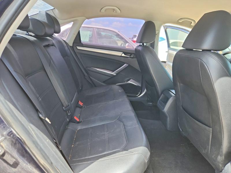 2015 Volkswagen Passat მანქანა იყიდება აუქციონზე, vin: 1VWAT7A36FC117714, აუქციონის ნომერი: 54955986