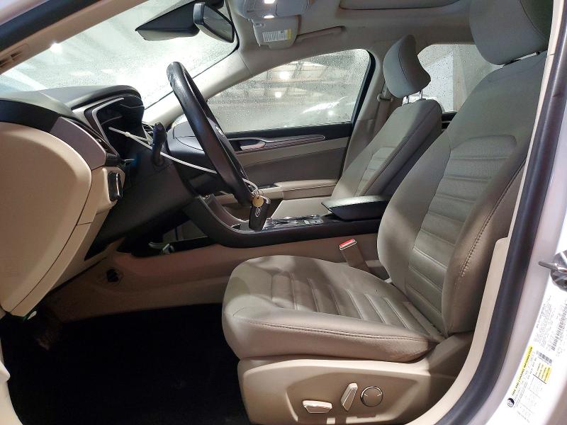 58414316 :رقم المزاد ، 3FA6P0LU7KR165119 vin ، 2019 Ford Fusion مزاد بيع