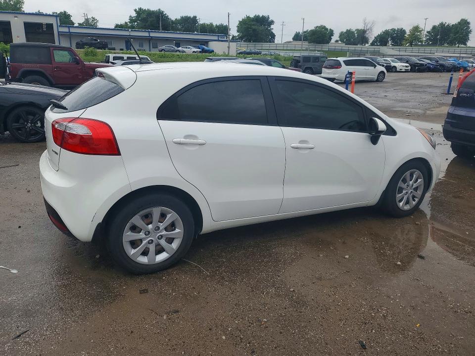 58613766 :رقم المزاد ، KNADN5A39C6054713 vin ، 2012 Kia Rio 5-door مزاد بيع