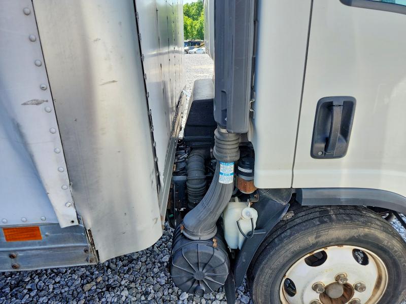 55517846 :رقم المزاد ، JALE5W164H7303197 vin ، 2017 Isuzu Nrr مزاد بيع
