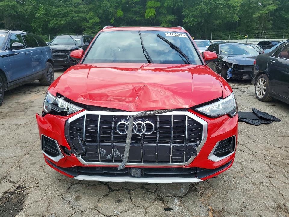 57719696 :رقم المزاد ، WA1AUCF38N1005826 vin ، 2022 Audi Q3 مزاد بيع