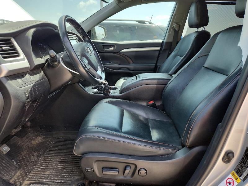 Продажа на аукционе авто 2019 Toyota Highlander, vin: 5TDJZRFH9KS588346, номер лота: 41633566