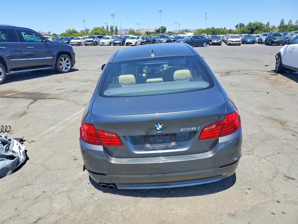 Продаж на аукціоні авто 2012 Bmw 528, vin: WBAXG5C57CDX01594, номер лоту: 57328956