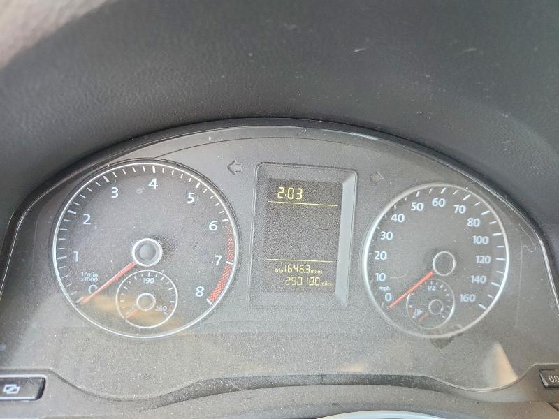 57222156 :رقم المزاد ، 3VWAX7AJ1AM101866 vin ، 2010 Volkswagen Jetta مزاد بيع