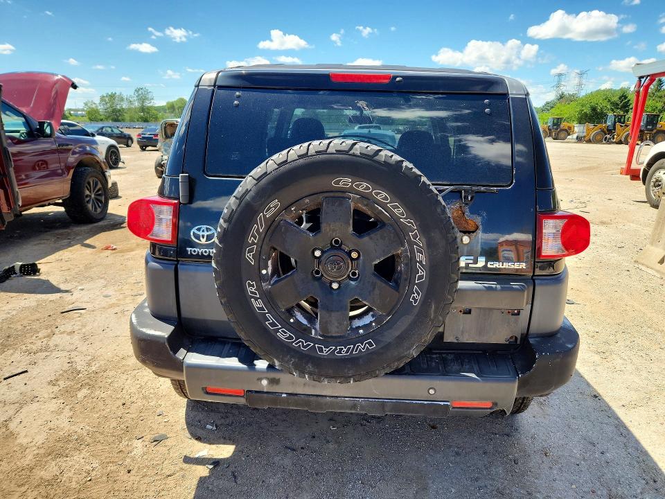 Продажа на аукционе авто 2008 Toyota Fj Cruiser, vin: JTEBU11FX8K032925, номер лота: 57190506