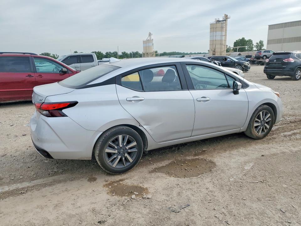55680636 :رقم المزاد ، 3N1CN8EV2ML884567 vin ، 2021 Nissan Versa مزاد بيع