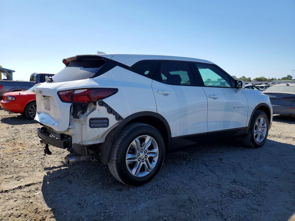 58730836 :رقم المزاد ، 3GNKBBRA3MS580666 vin ، 2021 Chevrolet Blazer مزاد بيع