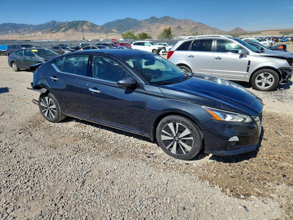 58940876 :رقم المزاد ، 1N4BL4DW1KN304875 vin ، 2019 Nissan Altima مزاد بيع