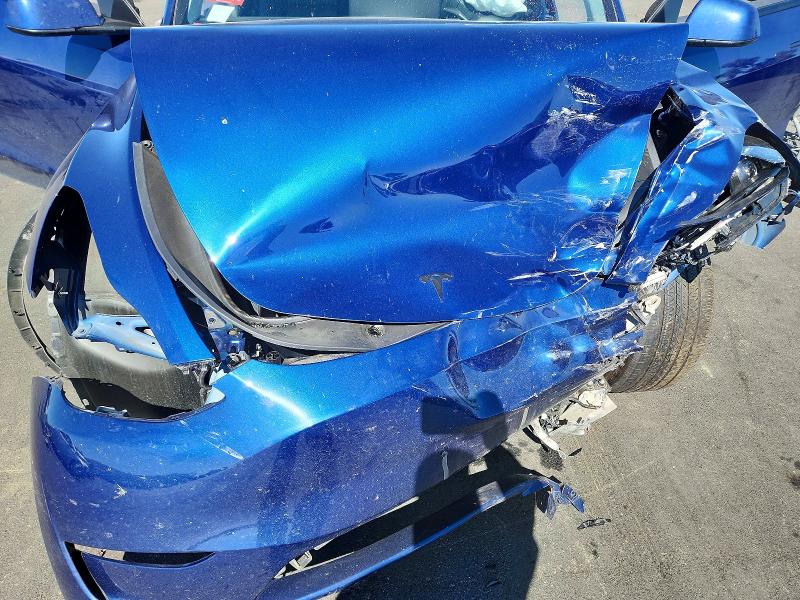 2024 Tesla Model Y მანქანა იყიდება აუქციონზე, vin: 7SAYGDED1RF212151, აუქციონის ნომერი: 59199636