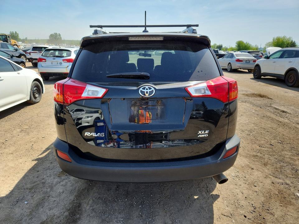 Продаж на аукціоні авто 2015 Toyota Rav4, vin: 2T3RFREV4FW250084, номер лоту: 55357836