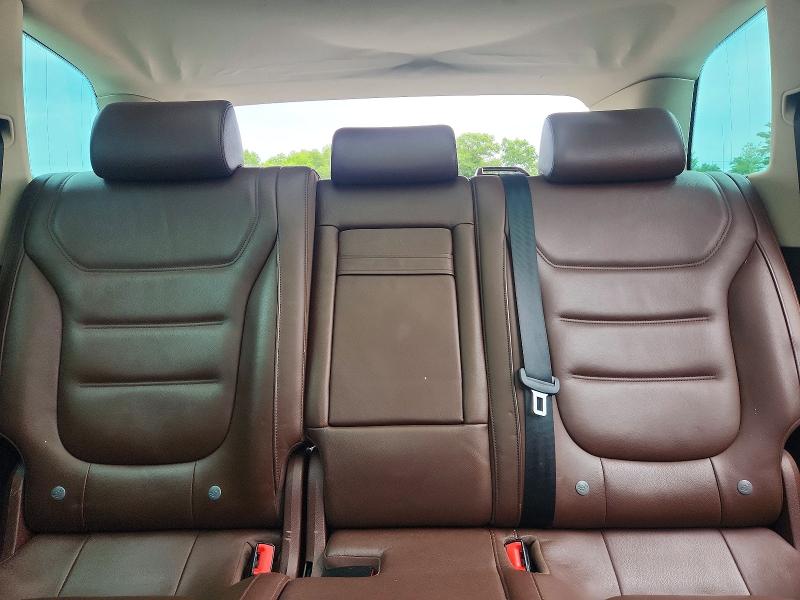 2012 Volkswagen Touareg მანქანა იყიდება აუქციონზე, vin: WVGFK9BP1CD005526, აუქციონის ნომერი: 58185436