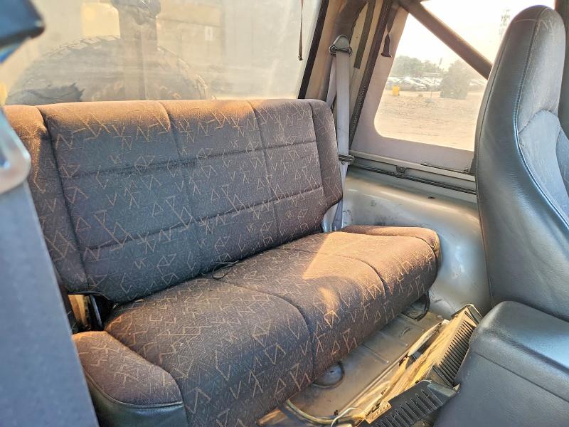 57271846 :رقم المزاد ، 1J4FA49S11P323978 vin ، 2001 Jeep Wrangler / Tj مزاد بيع
