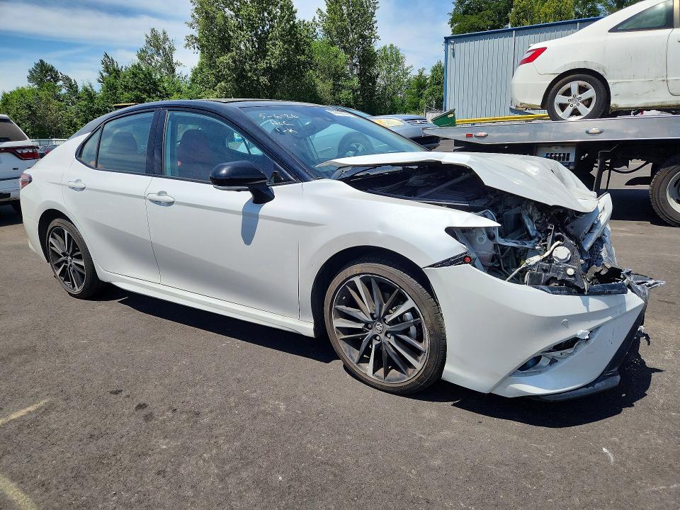 2019 Toyota Camry მანქანა იყიდება აუქციონზე, vin: 4T1B61HK2KU262466, აუქციონის ნომერი: 57529836