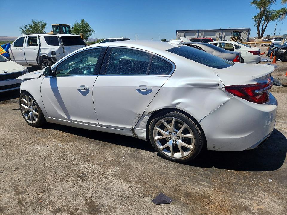 57255976 :رقم المزاد ، 2G4GU5GX2H9151440 vin ، 2017 Buick Regal مزاد بيع