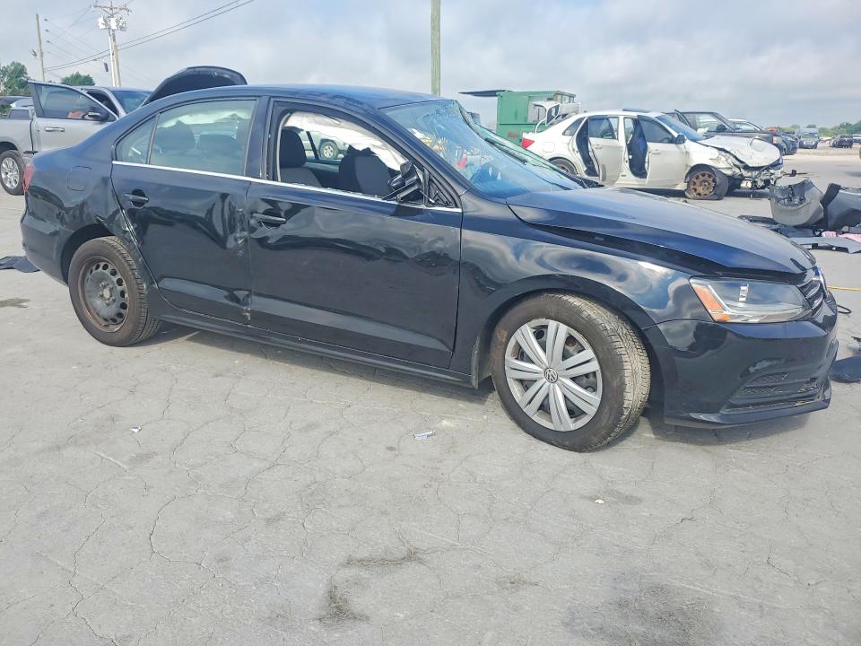 57204926 :رقم المزاد ، 3VW167AJ2HM368138 vin ، 2017 Volkswagen Jetta مزاد بيع