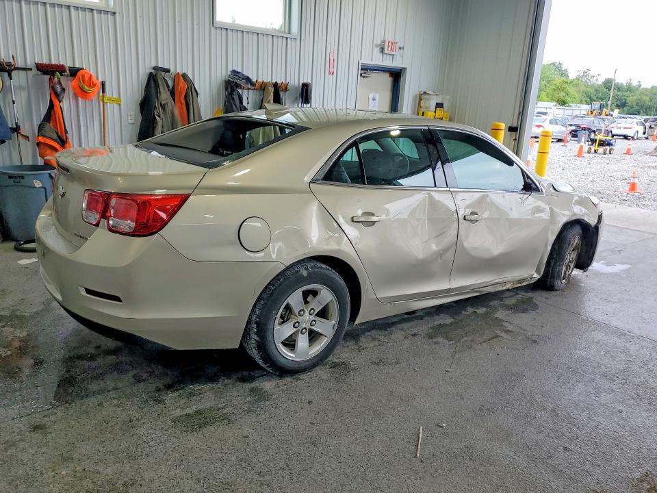 58244096 :رقم المزاد ، 1G11C5SL4FF235726 vin ، 2015 Chevrolet Malibu مزاد بيع