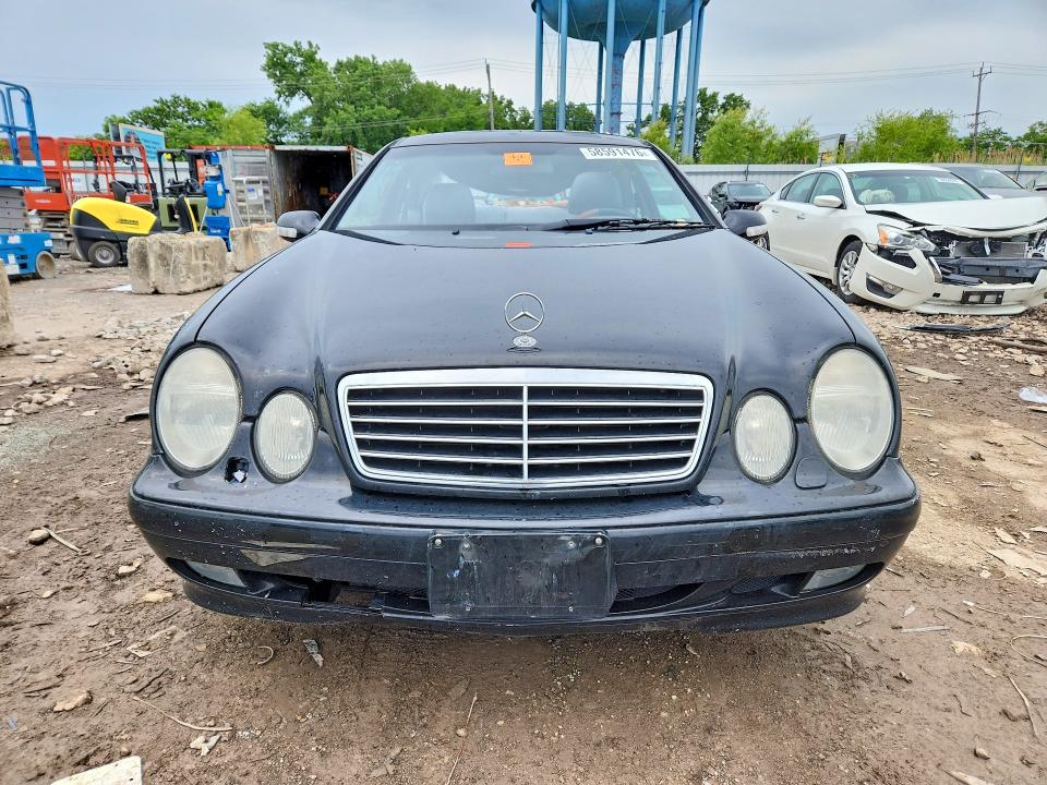 58591476 :رقم المزاد ، WDBLJ65G22F198128 vin ، 2002 Mercedes-benz Clk مزاد بيع